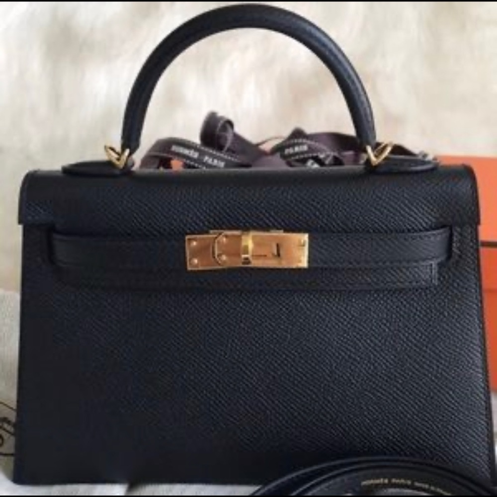 Meet your Posher, Glam